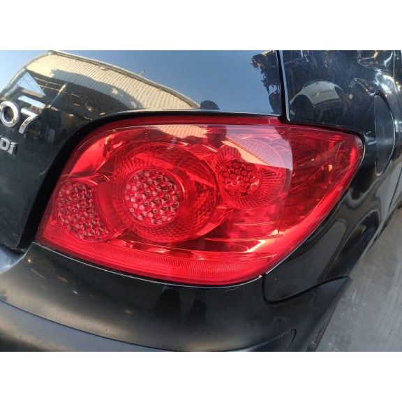 Recambio de piloto trasero derecho para peugeot 307 (3a/c) 1.6 hdi 110 referencia OEM IAM   