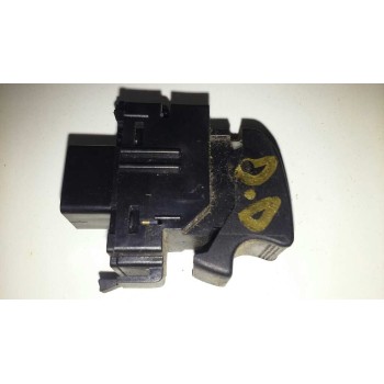 MANDO ELEVALUNAS DELANTERO DERECHO 37077B274C03 