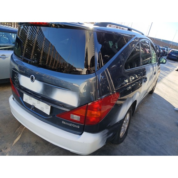 ssangyong rodius i del año 2010