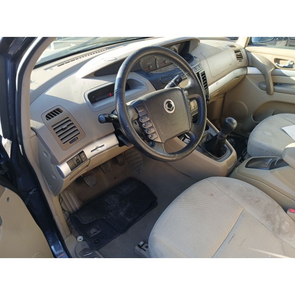 ssangyong rodius i del año 2010