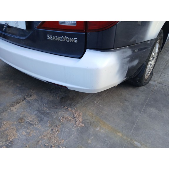 Recambio de paragolpes trasero para ssangyong rodius i 2.7 xdi referencia OEM IAM   