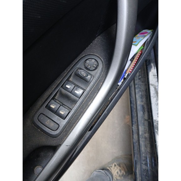 Recambio de mando elevalunas delantero izquierdo para peugeot 308 i (4a_, 4c_) 1.6 16v referencia OEM IAM   