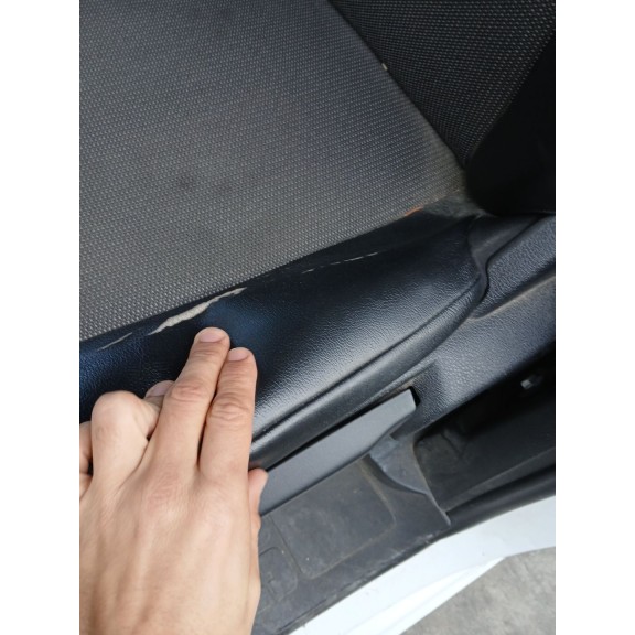 Recambio de asiento delantero izquierdo para opel vivaro c furgoneta (k0) 2.0 referencia OEM IAM   