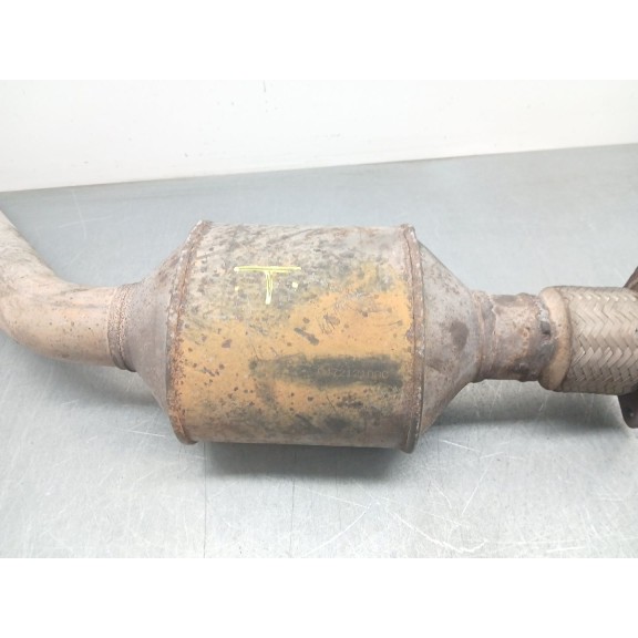 Recambio de catalizador para chrysler voyager iv (rg, rs) 2.8 crd referencia OEM IAM 04721210AC  
