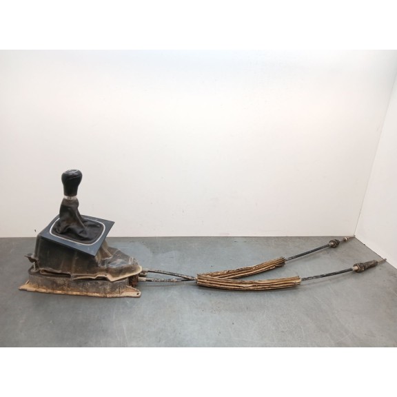 Recambio de pomo palanca cambio para audi a3 (8p) 1.2 16v tfsi referencia OEM IAM 5K0711049C  