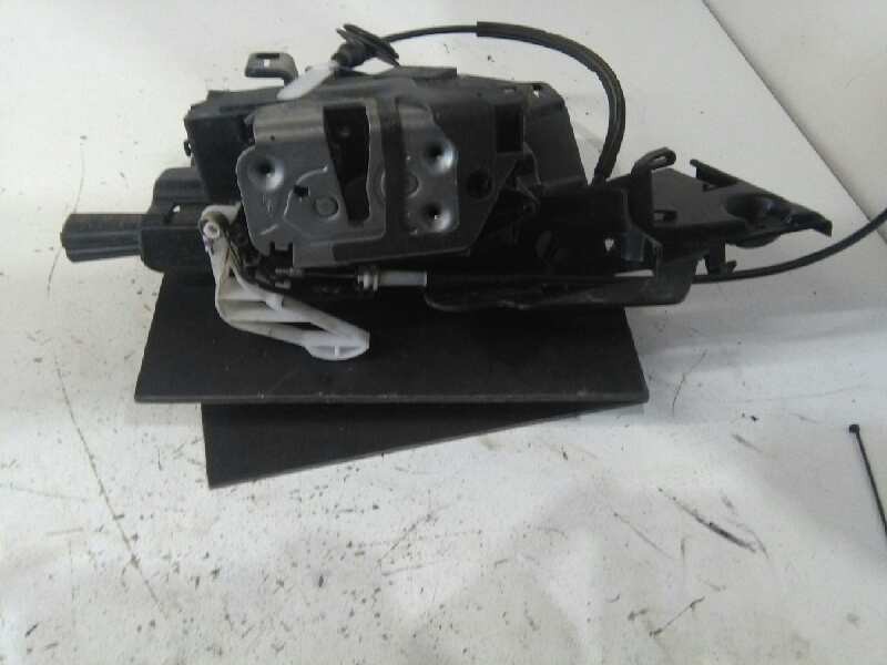 Recambio de cerradura puerta delantera derecha para mazda demio (dw) 1.3 fe referencia OEM IAM 8A6AA21812BG  