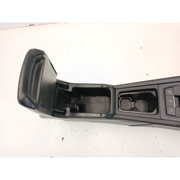 Recambio de apoyabrazos central para cupra formentor (km7) 1.4 e-hybrid referencia OEM IAM 5FB863045  