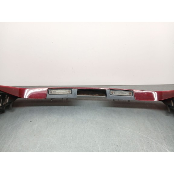 Recambio de piloto trasero central para seat toledo ii (1m2) 1.6 16v referencia OEM IAM 1M5945225D  