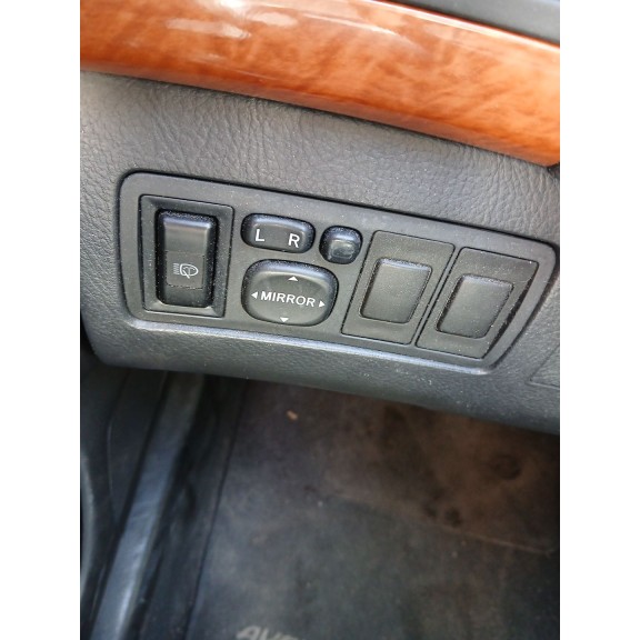 Recambio de retrovisor izquierdo para toyota avensis sedán (_t25_) 2.0 d-4d (adt250_) referencia OEM IAM   