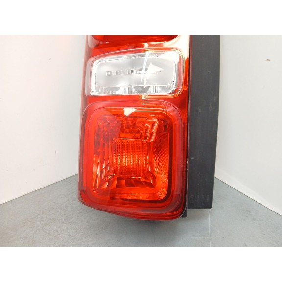 Recambio de piloto trasero izquierdo para opel vivaro c furgoneta (k0) 2.0 referencia OEM IAM 9808243180  