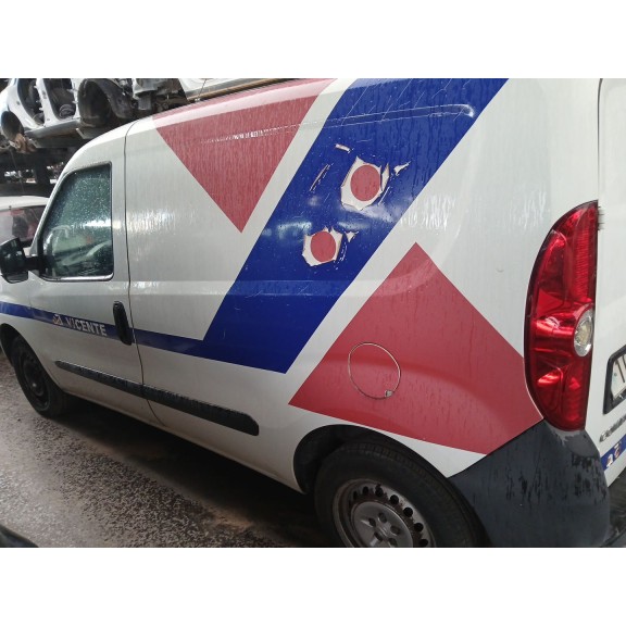 opel combo furgoneta/monovolumen (x12) del año 2015