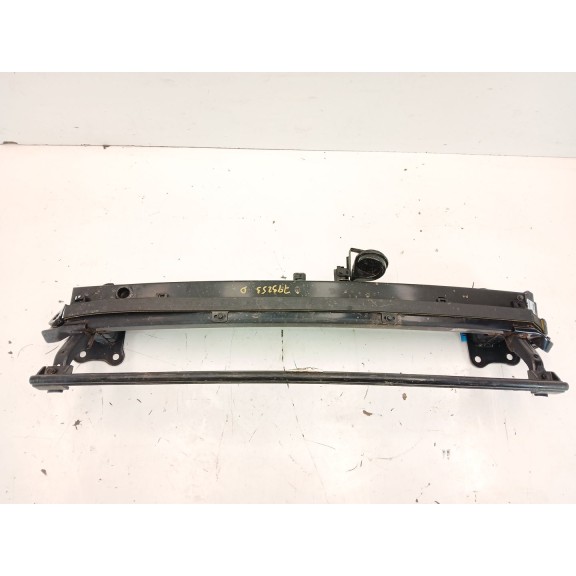 Recambio de refuerzo paragolpes delantero para hyundai tucson (tl, tle) 1.7 crdi referencia OEM IAM 64900D7000  