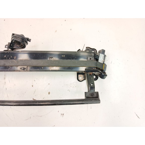 Recambio de refuerzo paragolpes delantero para hyundai tucson (tl, tle) 1.7 crdi referencia OEM IAM 64900D7000  