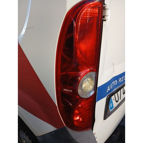 Recambio de piloto trasero izquierdo para fiat doblo autobús (263_) 1.6 d multijet (263axd1b) referencia OEM IAM   