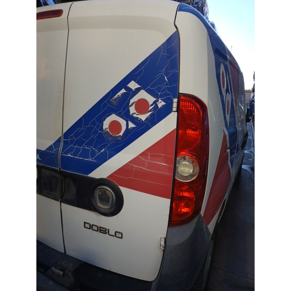 Recambio de puerta trasera derecha para fiat doblo autobús (263_) 1.6 d multijet (263axd1b) referencia OEM IAM   