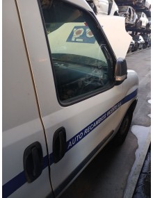 Recambio de puerta delantera derecha para fiat doblo autobús (263_) 1.6 d multijet (263axd1b) referencia OEM IAM   