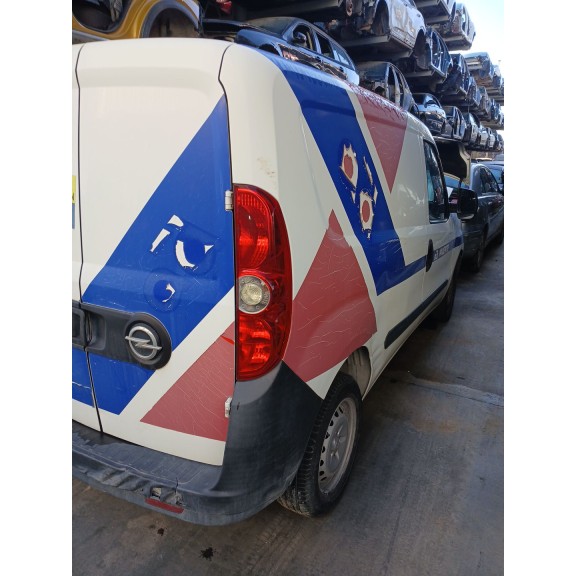 opel combo furgoneta/monovolumen (x12) del año 2015
