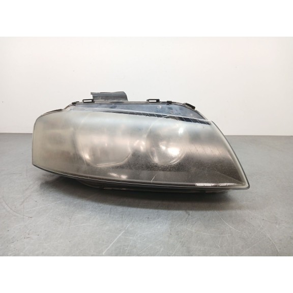 Recambio de faro derecho para audi a3 (8p1) 1.6 referencia OEM IAM 8P0941004K  