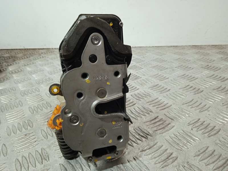 Recambio de cerradura puerta delantera izquierda para opel zafira tourer excellence referencia OEM IAM   