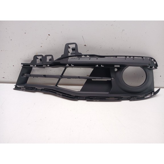 Recambio de rejilla paragolpes izquierda para bmw 3 (f30, f80) 318 i referencia OEM IAM 2101580  
