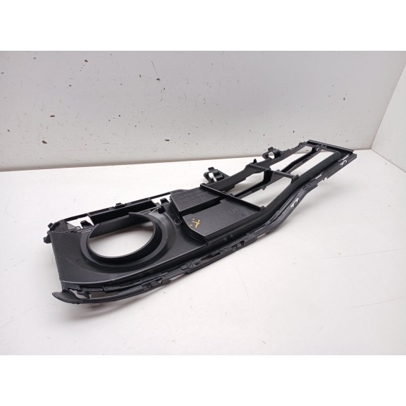Recambio de rejilla paragolpes izquierda para bmw 3 (f30, f80) 318 i referencia OEM IAM 2101580  