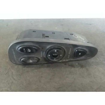 MANDO ELEVALUNAS DELANTERO IZQUIERDO 9357027000A 9357027100B 