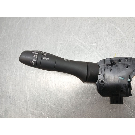 Recambio de mando multifuncion para infiniti qx70 3.7 awd referencia OEM IAM 3X2ISD  