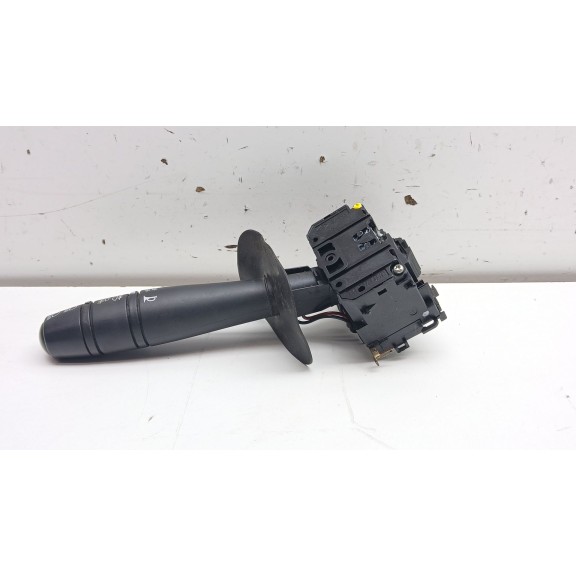 Recambio de mando intermitentes para dacia sandero (bs_) 1.5 dci referencia OEM IAM 8200792587  