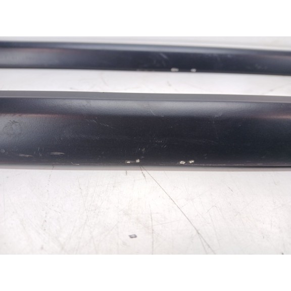 Recambio de barras techo para seat leon st (5f8) x-perience 4drive referencia OEM IAM 8E9860021 X2 UNIDADES 