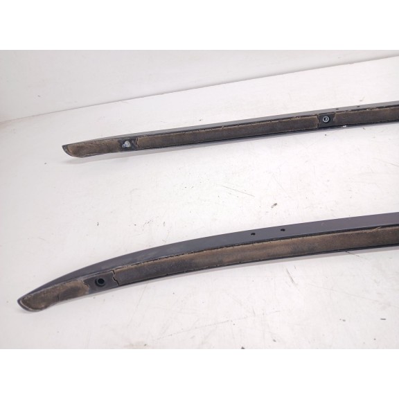 Recambio de barras techo para seat leon st (5f8) x-perience 4drive referencia OEM IAM 8E9860021 X2 UNIDADES 