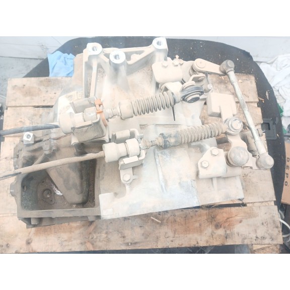 Recambio de caja cambios para dodge caliber 2.0 crd referencia OEM IAM KN9D  