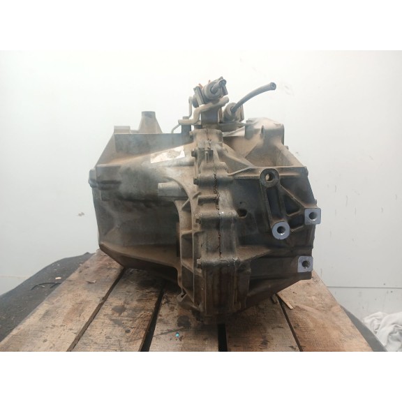 Recambio de caja cambios para dodge caliber 2.0 crd referencia OEM IAM KN9D  