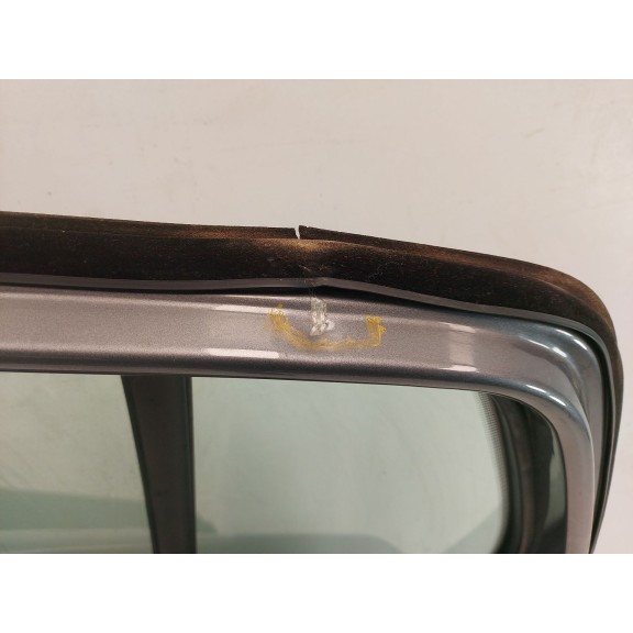 Recambio de puerta trasera derecha para volkswagen golf vi (5k1) 1.6 tdi referencia OEM IAM 5K6833056K  