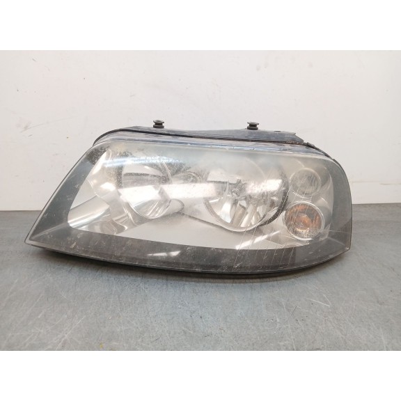 Recambio de faro izquierdo para seat alhambra (7v8, 7v9) 2.0 tdi referencia OEM IAM 0301182211  
