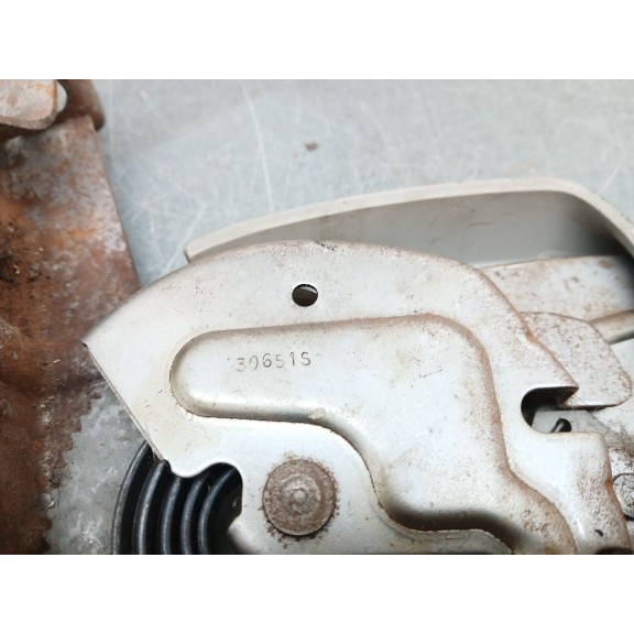 Recambio de palanca freno de mano para jeep commander 3.0 crd cat referencia OEM IAM 30651S  