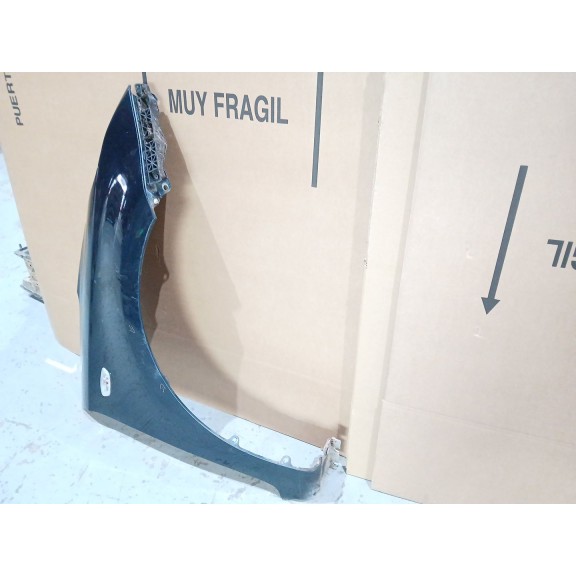 Recambio de aleta delantera derecha para kia carens iv 1.6 gdi referencia OEM IAM   