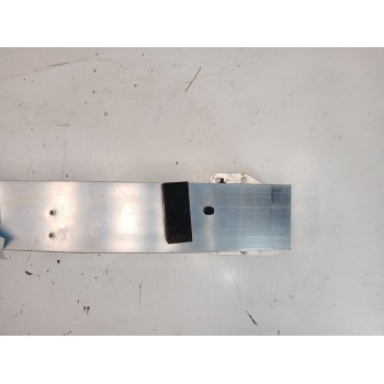 Recambio de refuerzo paragolpes delantero para omoda 5 referencia OEM IAM   