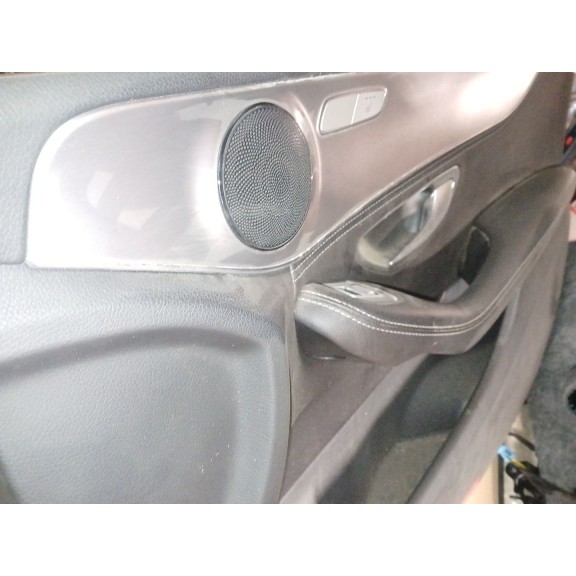 Recambio de guarnecido puerta delantera derecha para mercedes-benz clase c w205 c200 bluetec referencia OEM IAM   