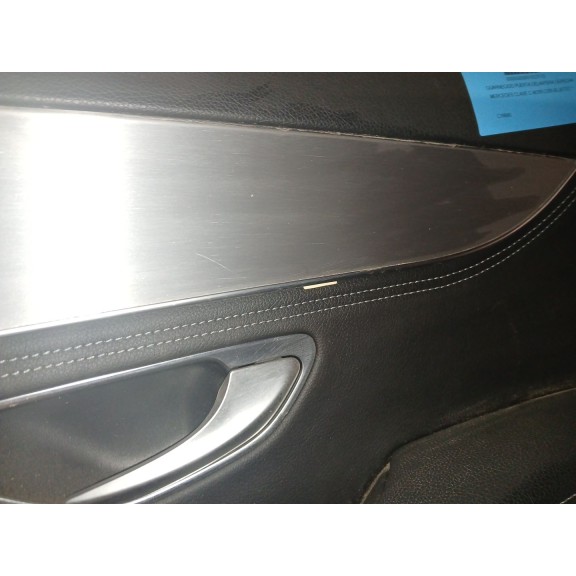 Recambio de guarnecido puerta delantera derecha para mercedes-benz clase c w205 c200 bluetec referencia OEM IAM   