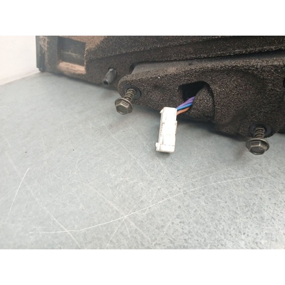 Recambio de retrovisor derecho para mazda 5 (cr) 2.0 cd (cr19) referencia OEM IAM E4012284  