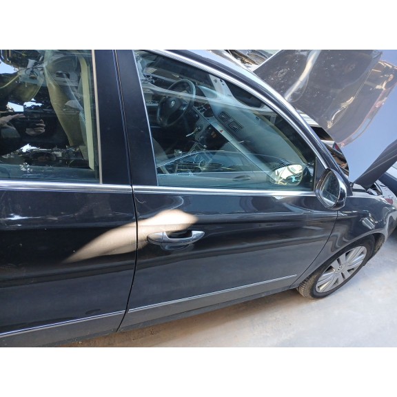 Recambio de puerta delantera derecha para volkswagen passat b6 (3c2) 2.0 tdi 16v referencia OEM IAM   