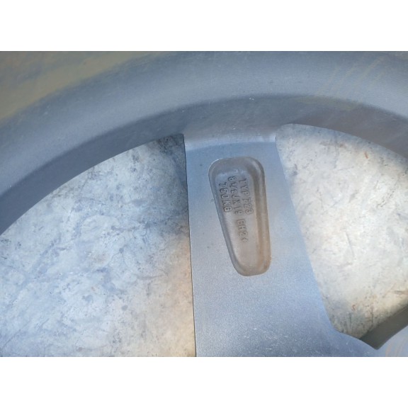 Recambio de llanta para jaguar xe (x760) 2.0 d referencia OEM IAM 81/2JX19EH2 ET45 X1 SAEJ2530 TYP723