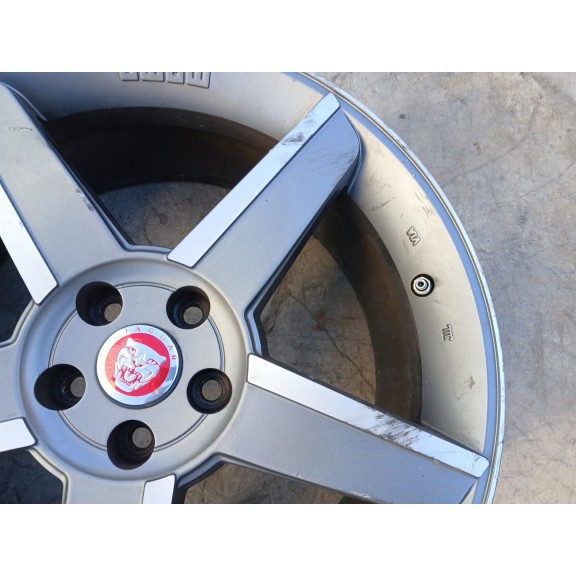 Recambio de llanta para jaguar xe (x760) 2.0 d referencia OEM IAM 81/2JX19EH2 ET45 X1 SAEJ2530 TYP723