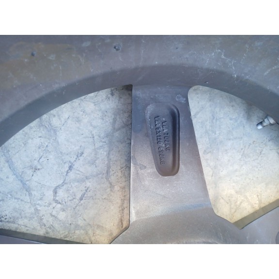 Recambio de llanta para jaguar xe (x760) 2.0 d referencia OEM IAM 81/2JX19EH2 ET45 X1 SAEJ2530 TYP723