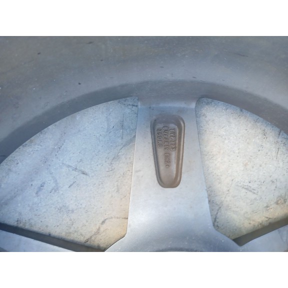 Recambio de llanta para jaguar xe (x760) 2.0 d referencia OEM IAM 81/2JX19EH2 ET45 X1 SAEJ2530 TYP723
