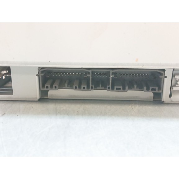 Recambio de sistema audio / radio cd para jeep cherokee limited referencia OEM IAM 05064954AC  