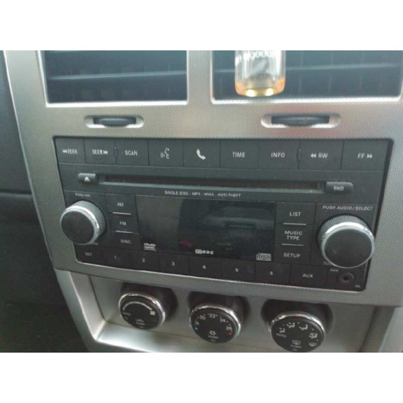 Recambio de sistema audio / radio cd para jeep cherokee limited referencia OEM IAM 05064954AC  