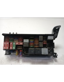 Recambio de caja reles / fusibles para mercedes-benz clase m (w164) ml 280 cdi 4-matic (164.120) referencia OEM IAM A1645402372  2