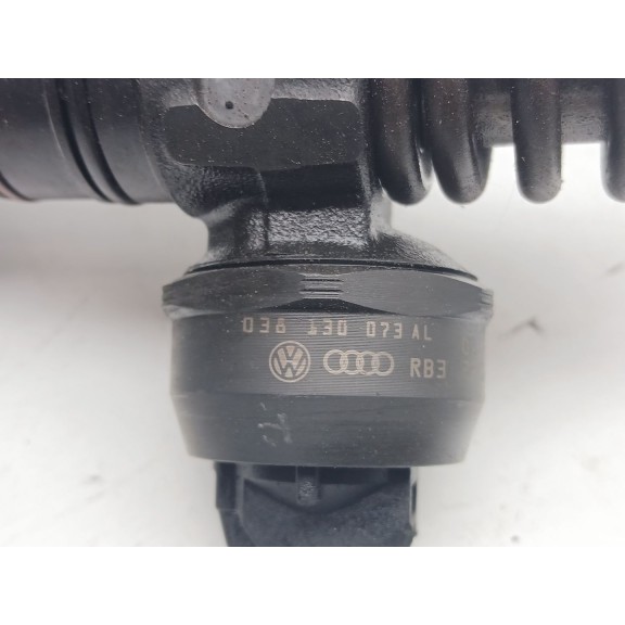 Recambio de inyector para volkswagen passat berlina (3b3) 1.9 tdi referencia OEM IAM 038130073al  