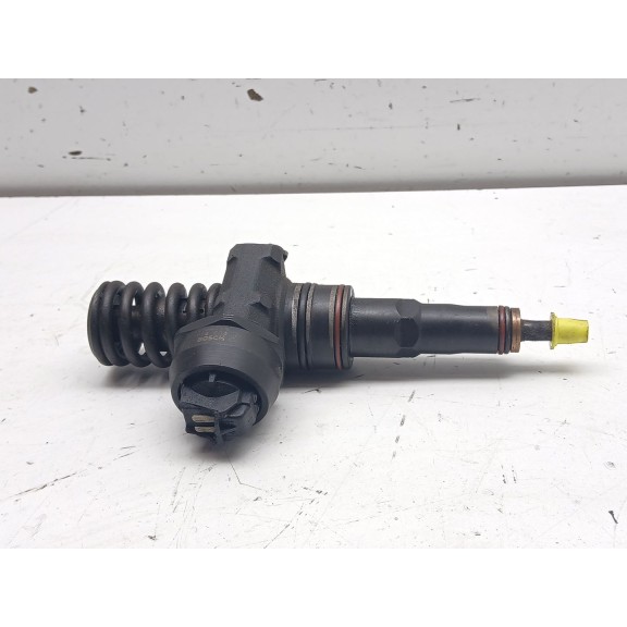Recambio de inyector para volkswagen passat berlina (3b3) 1.9 tdi referencia OEM IAM 038130073al  
